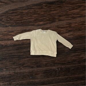 Little Texan Design
NWT 
Size 6 
Long Sleeve Sweatshirt